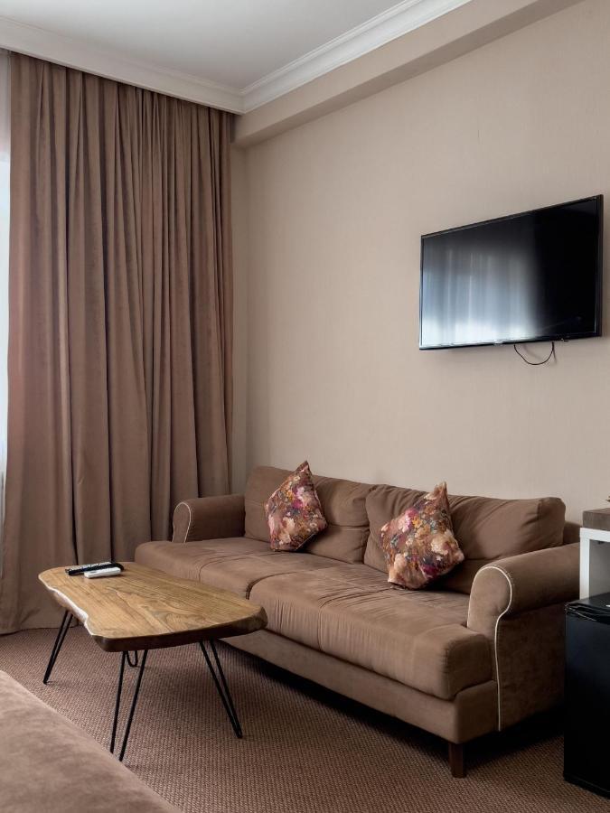 Keremet Hotel Almaty Extérieur photo